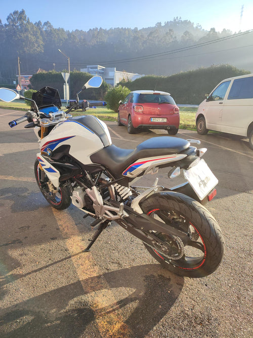 BMW G310R