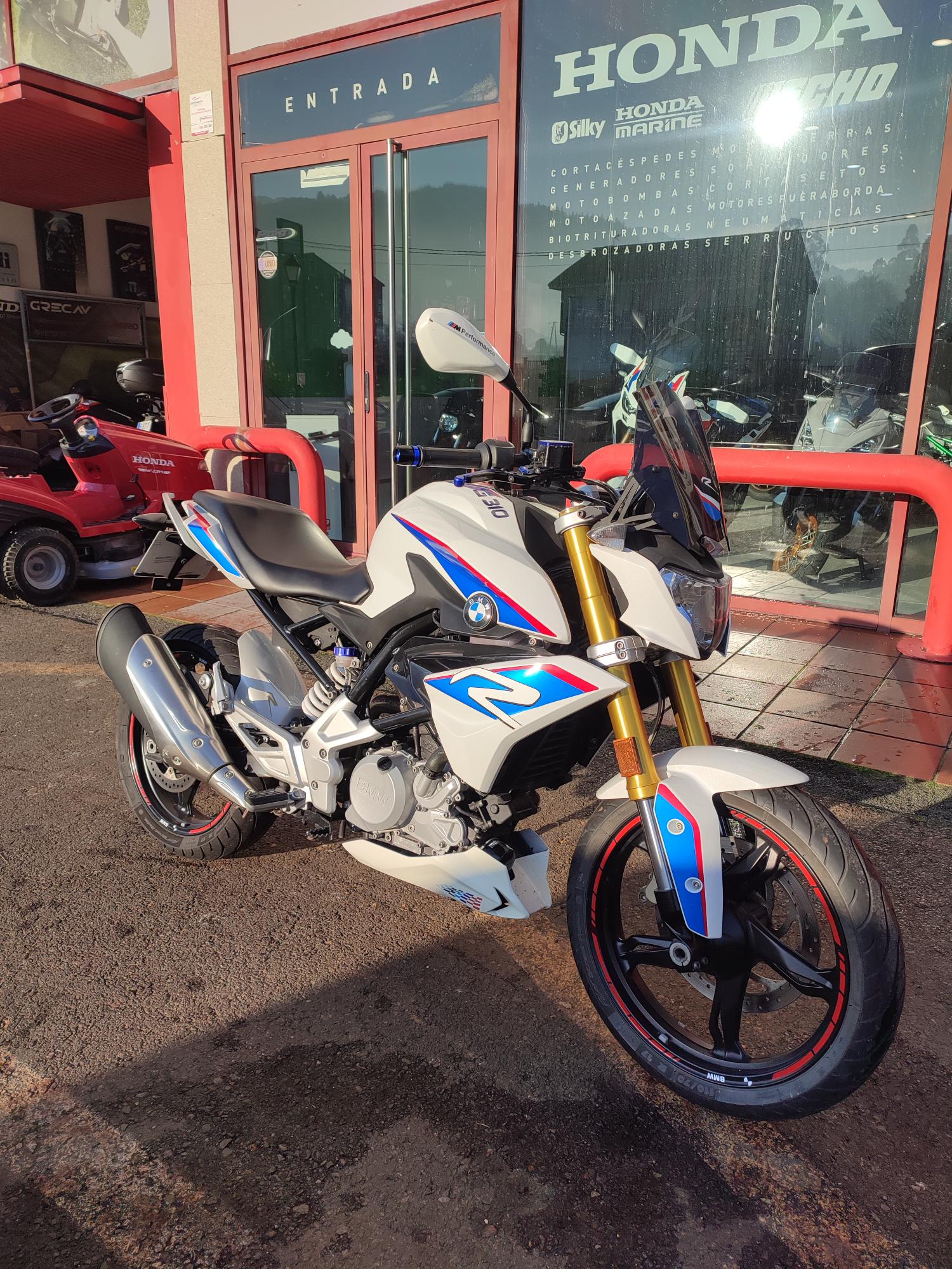 BMW G310R