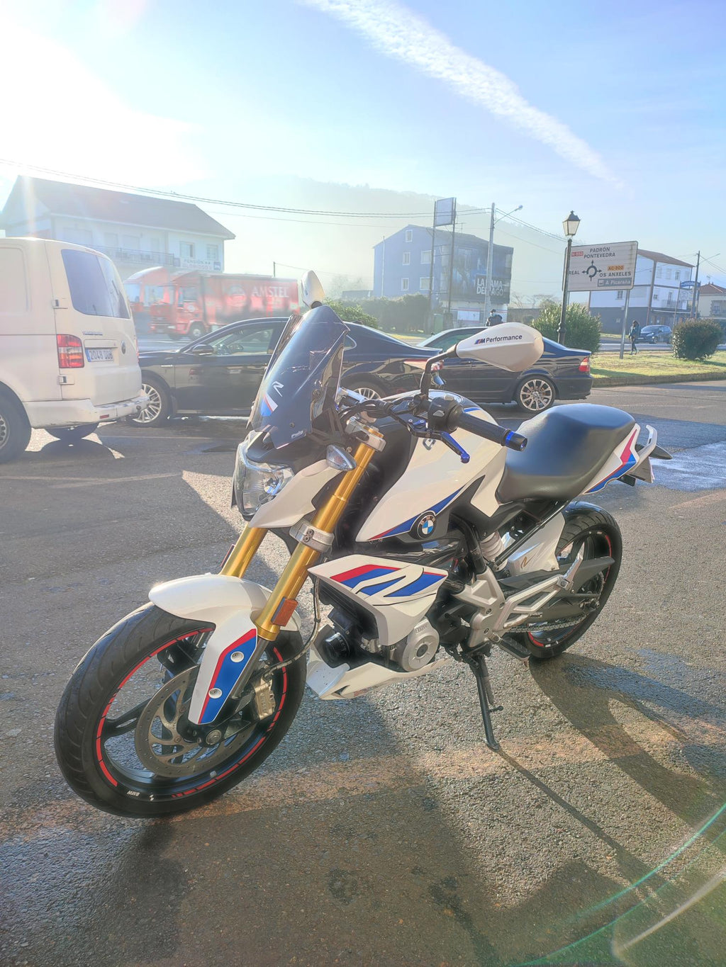 BMW G310R