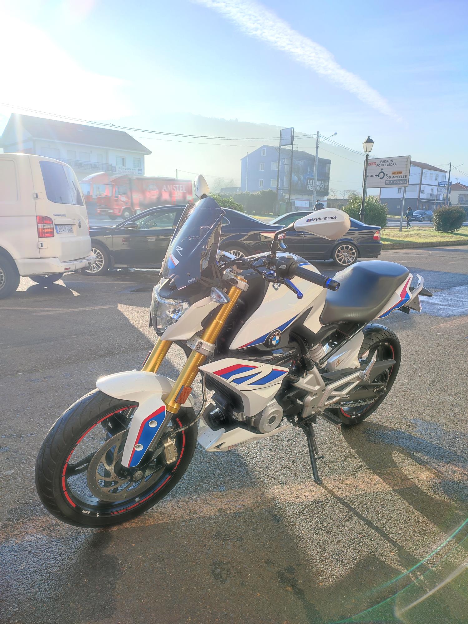 BMW G310R